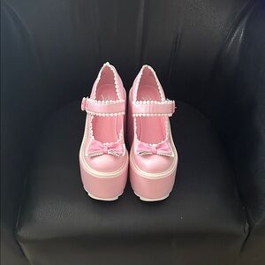 Pink Mary Jane platform women’s shoes size 9